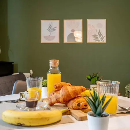 Le Soyeux Rhonexpress Lyon *