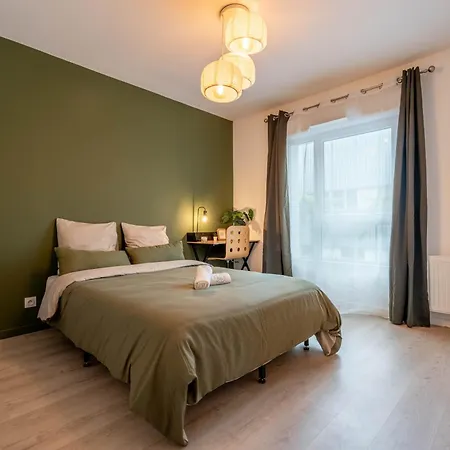 Le Soyeux Rhonexpress Lyon Apartment *