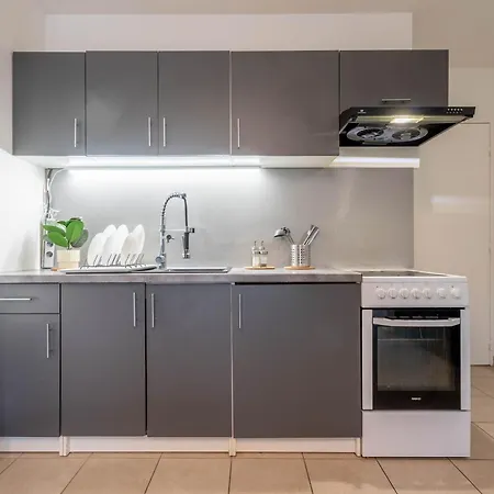 Le Soyeux Rhonexpress Lyon Apartment