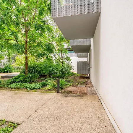 Apartment Le Soyeux Rhonexpress Lyon Villeurbanne